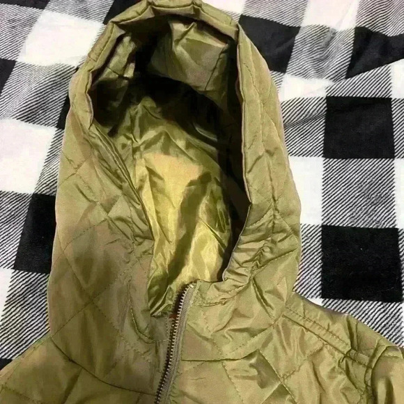 Old Navy NWT Boys size XL Green and Orange Jacket with pockets and a hood - Picture 6 of 6